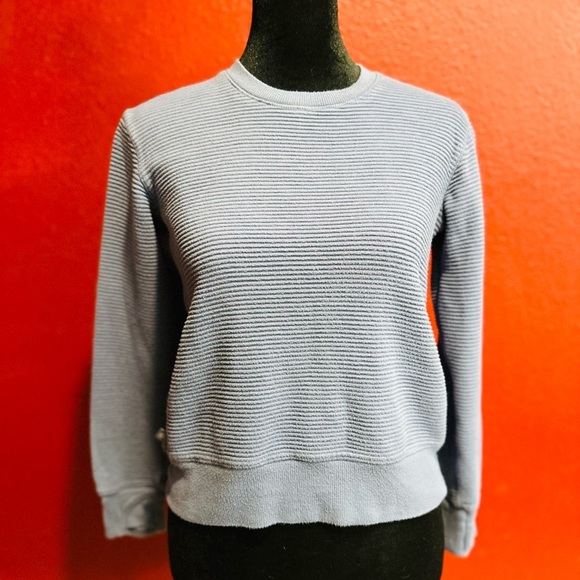 Athleta Girls Blue Crew Neck Sweater Size L - Picture 11 of 11